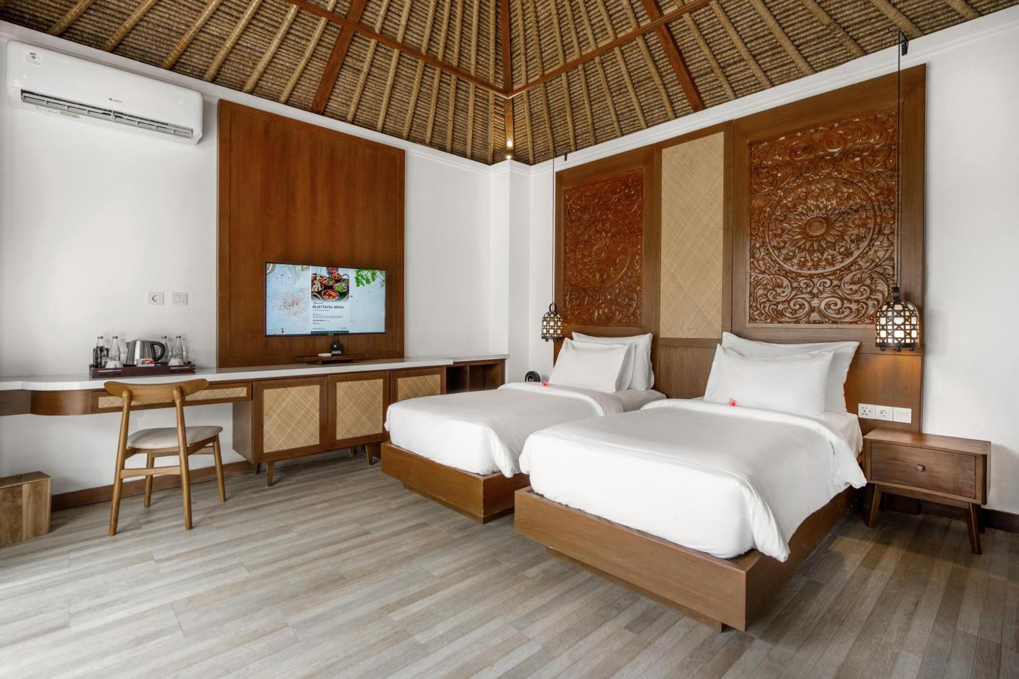 Nirwana Beach & Resort Candidasa Екстериор снимка Deluxe Beach Villa