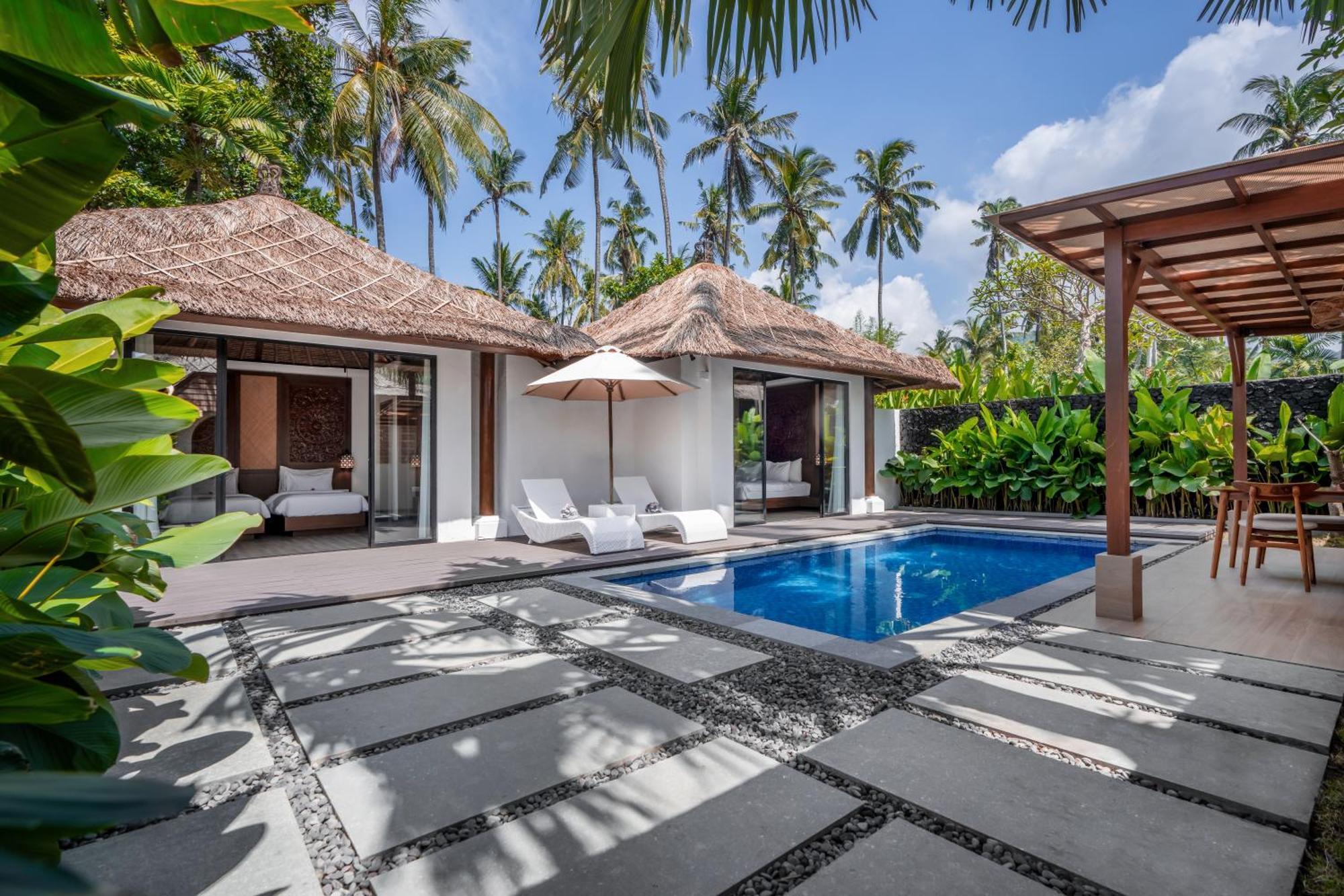Nirwana Beach & Resort Candidasa Екстериор снимка A villa at the resort